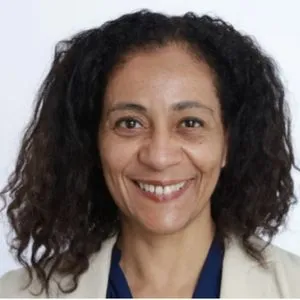 Headshot of Andrea Kouklanakis