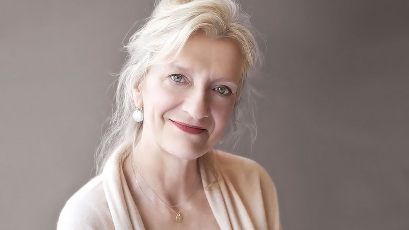 Author Elizabeth Strout