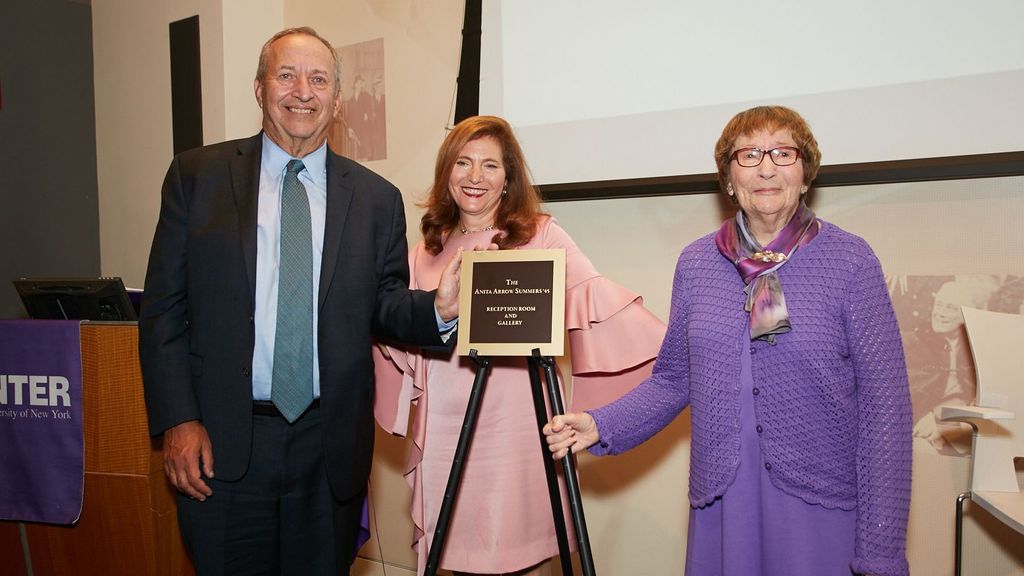 (L-R) Larry Summers, Jennifer J. Raab and Anita Summers.