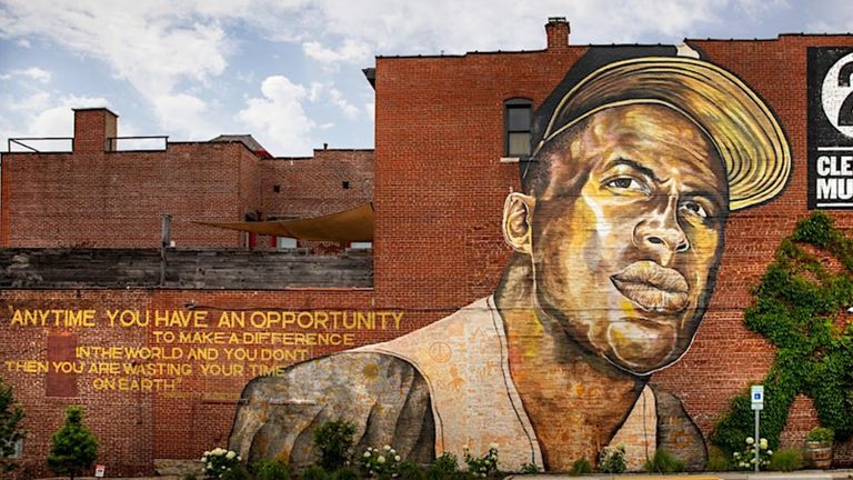 mural of Roberto Clemente