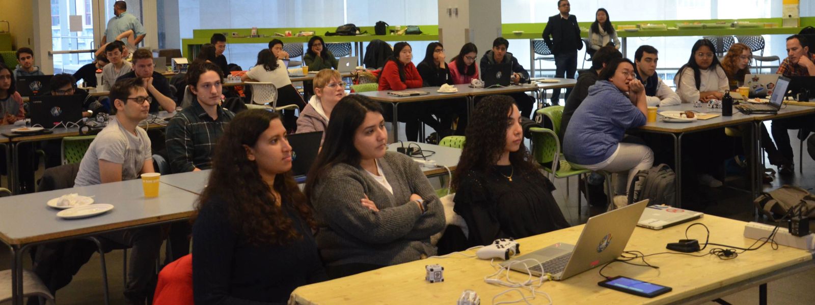 CS Students attending an Artificial Intelligence event.