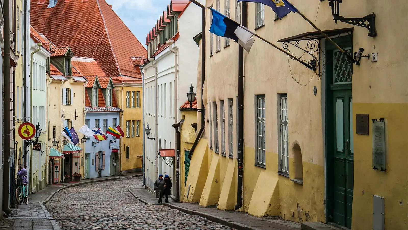 a photo of a cobblestone street in Tallinn, Estonia