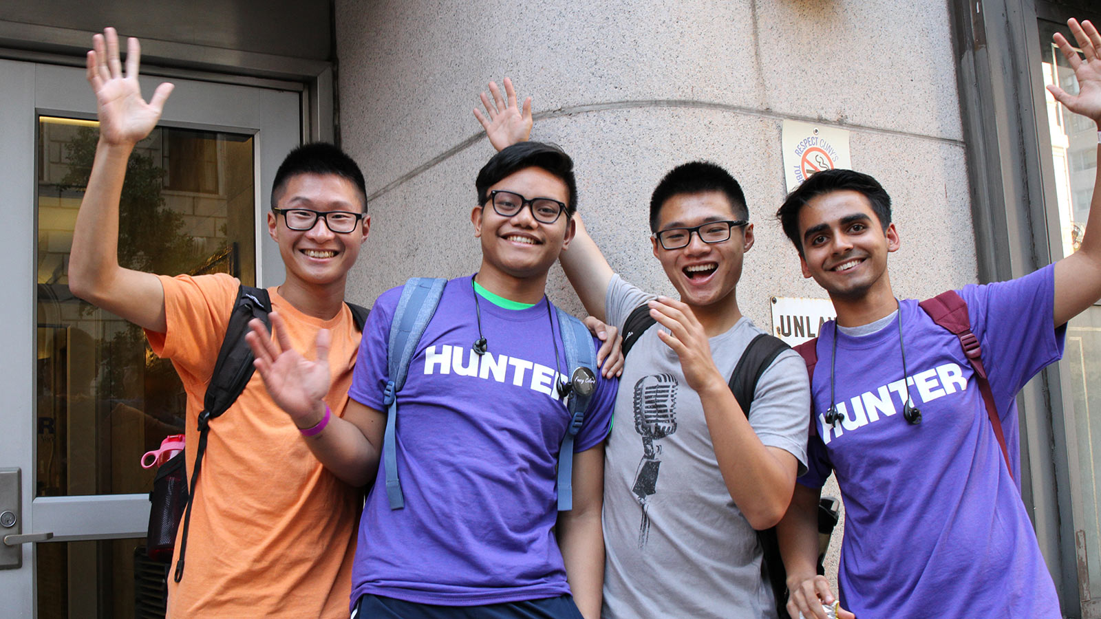 hunter students waving