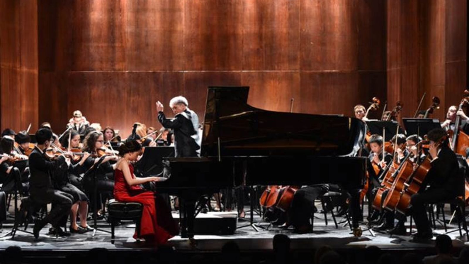 Children's Orchestra Society
Featuring pianist Alexandra Wong, age 12 Photo Credit: Kathy Kmonicek