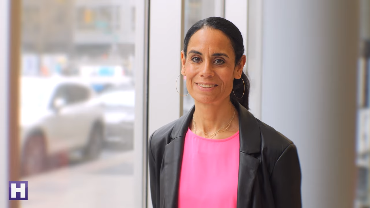 Laura Quiros '00