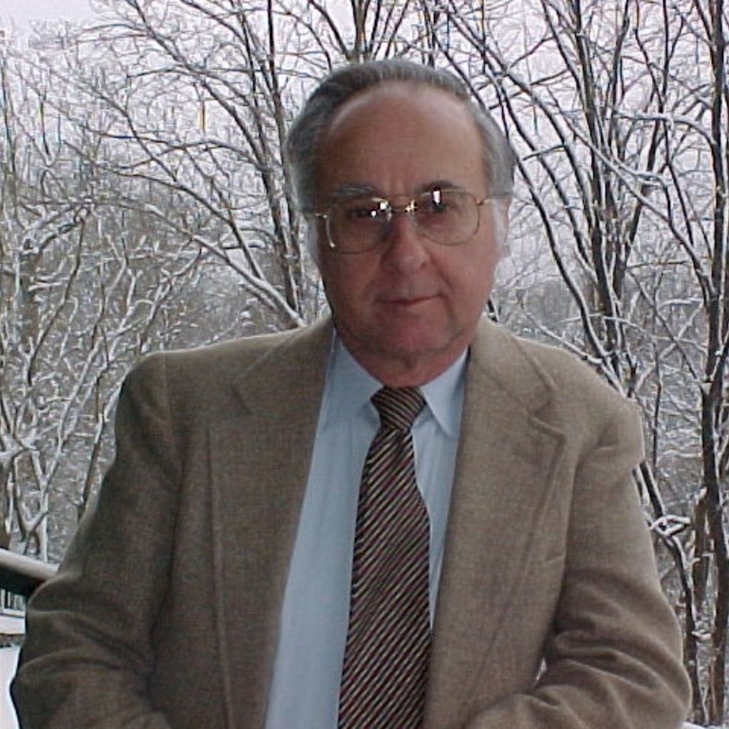 Headshot of Leon Cohen