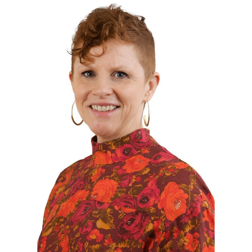 Photo of Rhiannon M. Maton