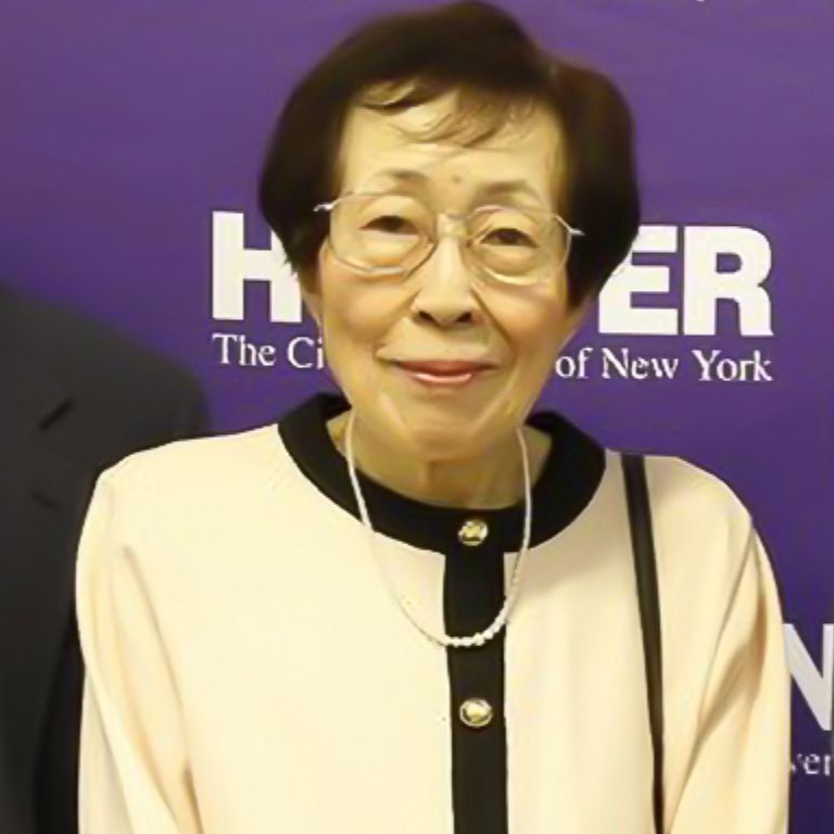 Photo of Sue Kawashima