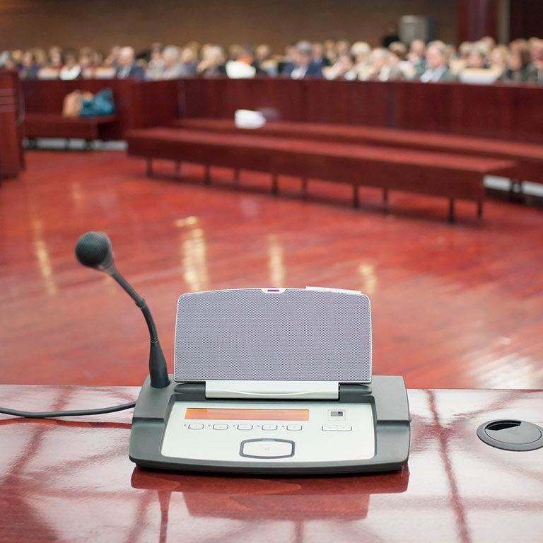 translation machine in courtroom